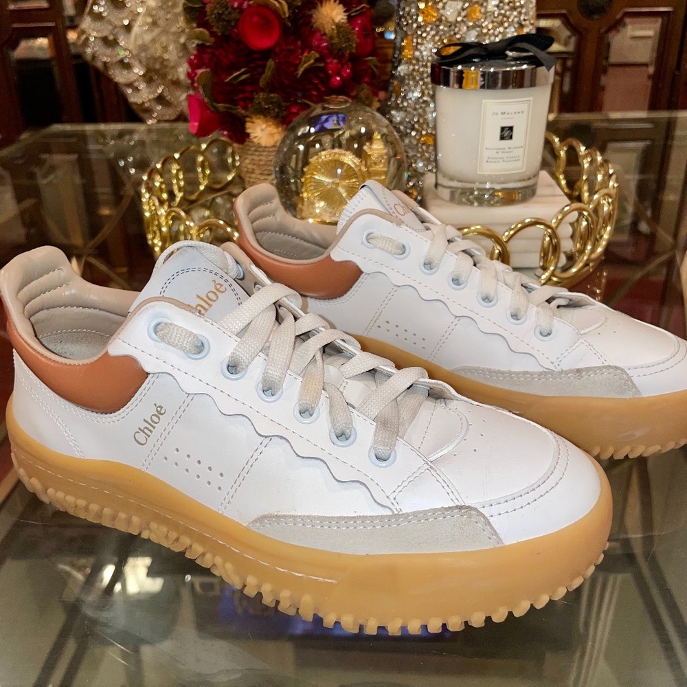 Chloe Frankie Sneaker size 6
